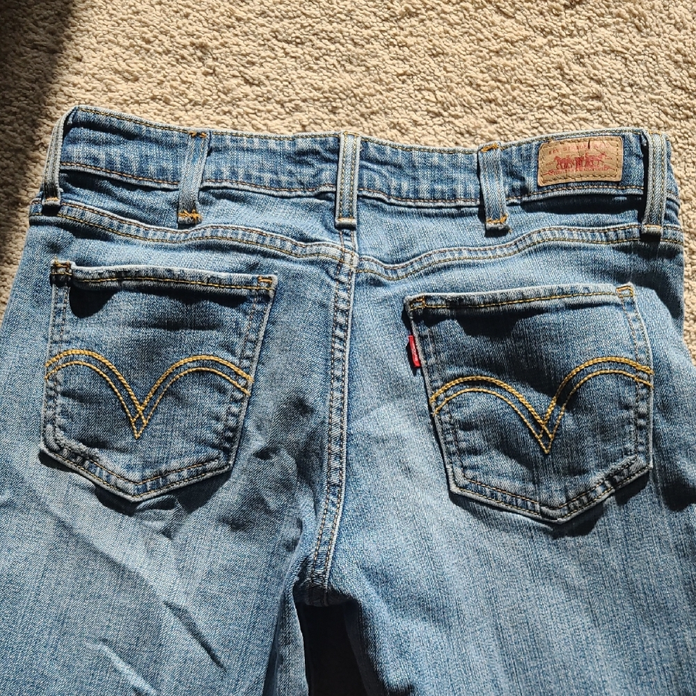 Y2K Levi's  518  Jeans